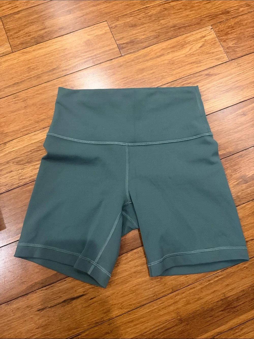 lululemon athletica High-Rise Bike Shorts Dark Forest color - Picture 1 of 2